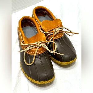 Bean duck boots size 8